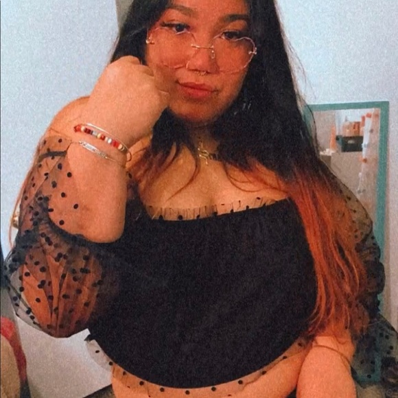 BLACK CUTE AND SEXY TOP - Picture 5 of 5